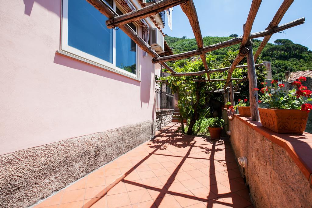 Villa Casa Ferrigno Maiori Camera foto